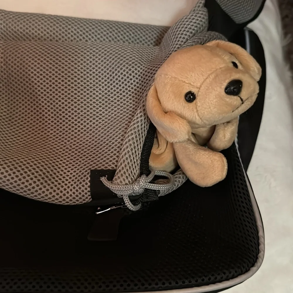 Pawaboo Pet Carrier Messenger Style Grey and Black Bag Fits a 5-10lbs dog NWT